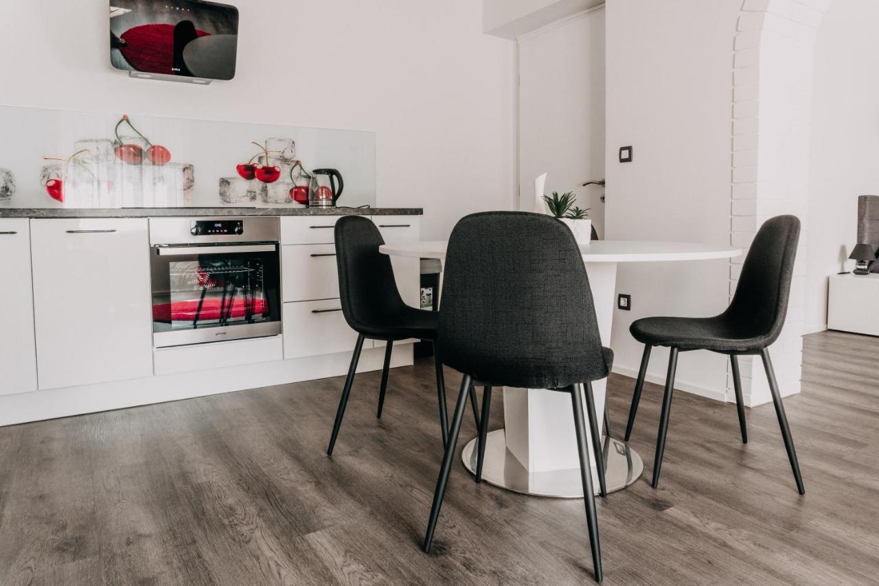 Lora & Lana Resort Λιουμπλιάνα Εξωτερικό φωτογραφία
